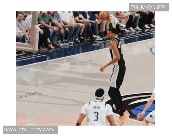 三球本赛季表现下滑愿意离队场均216分69板96助命中率创生涯新低 三球本赛季表现下滑愿意离队场均216分69板96助命中率创生涯新低